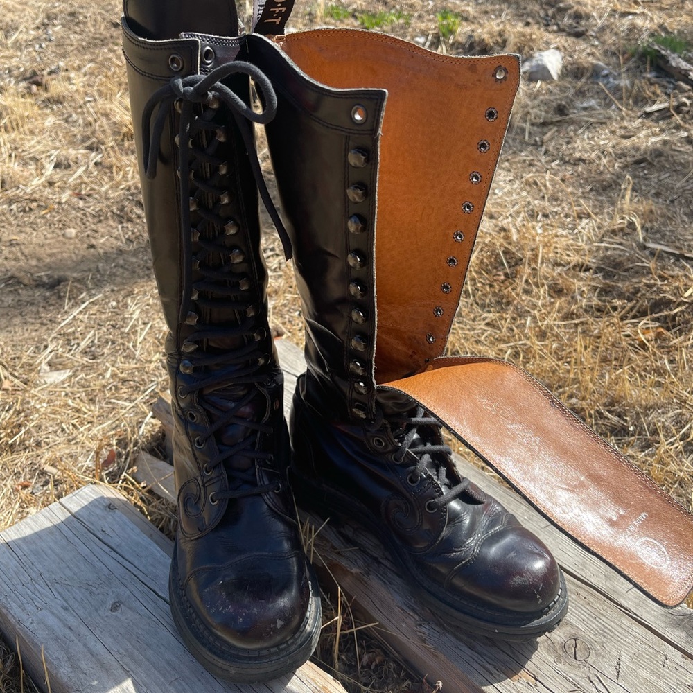 John Fluevog Oxblood Leather Vintage Lace Up Boots - Picture 4 of 11